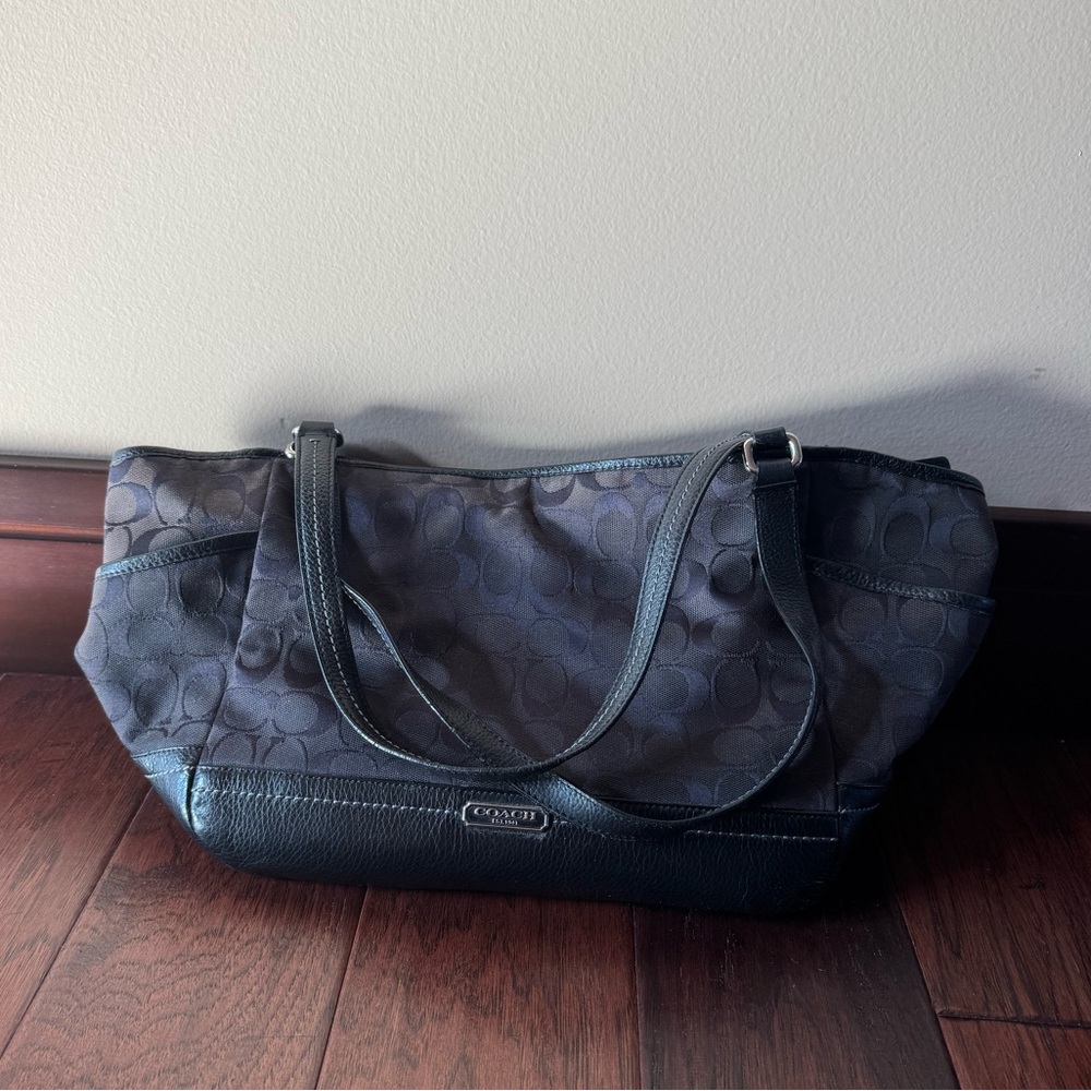 Coach Shoulder Bag